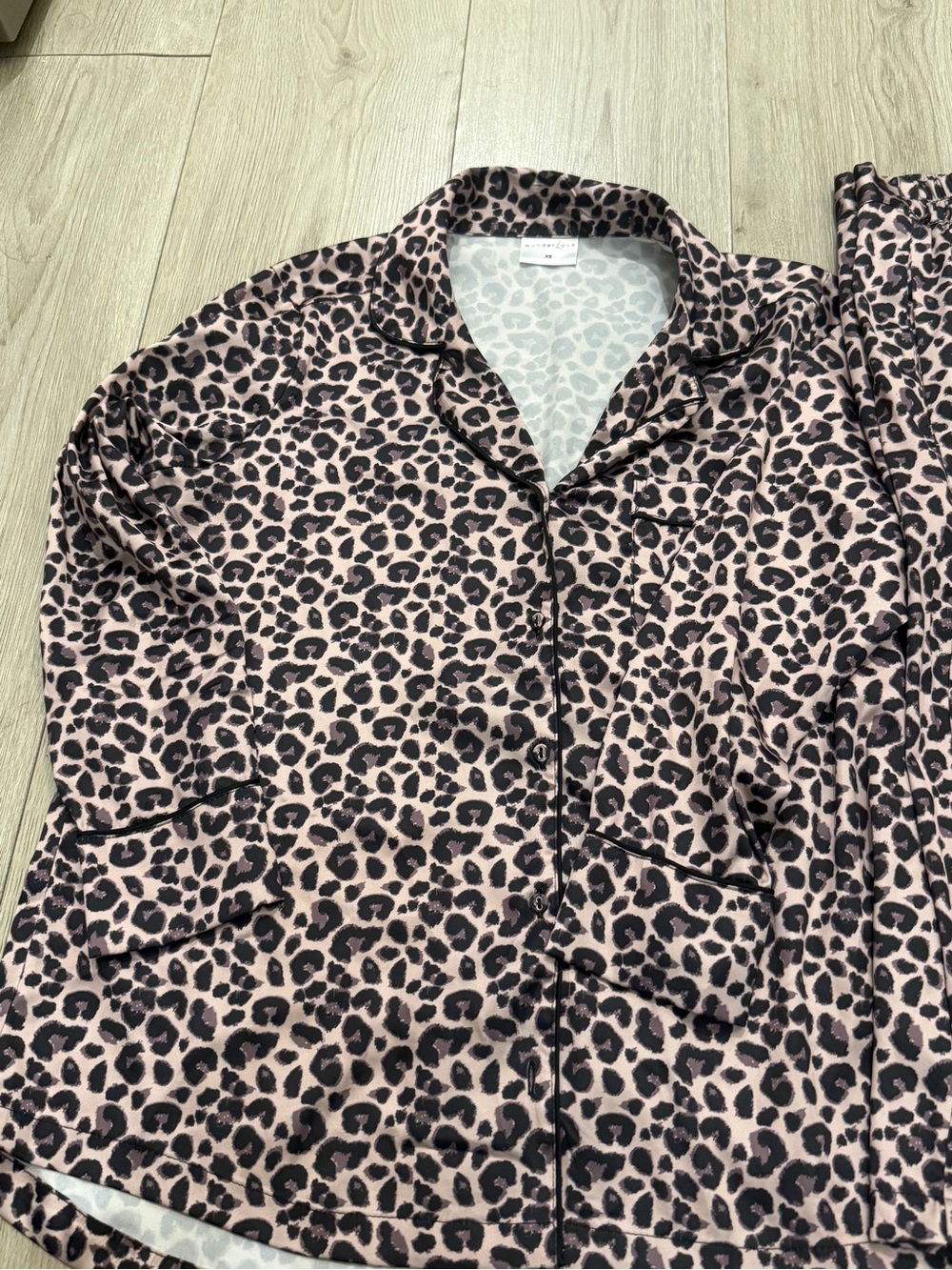 Leopard Print Pyjama Set - Picture 2 of 5